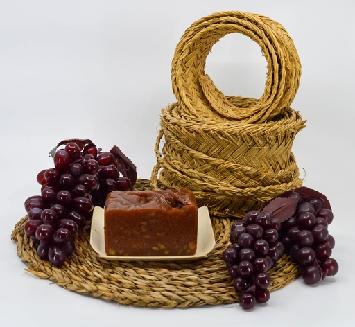 [QQC005] MEMBRILLO CON NUECES
