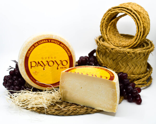 PAYOYO MEZCLA queso de leche pasteurizada andaluz disponible en QuesoQueso de Vanessa Cruz en Sevilla