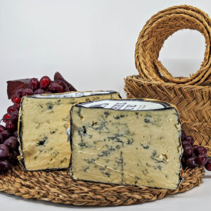 CASHEL IRISH BLUE queso de leche pasteurizada de vaca internacional disponible en QuesoQueso de Vanessa Cruz en Sevilla